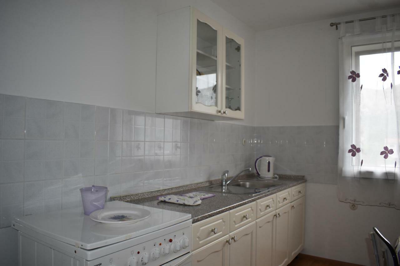 Apartments Lavandula Baska Exterior photo